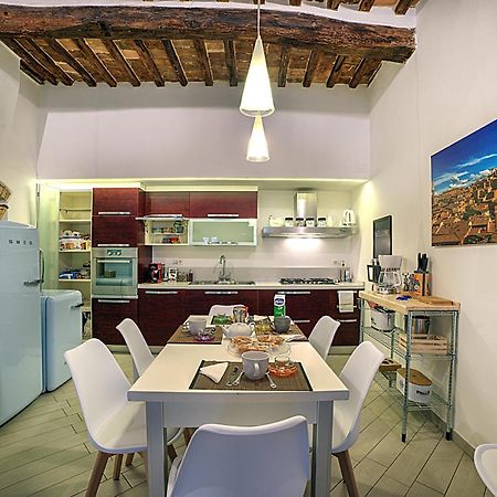 Cozy Apartment In The Heart Of シエーナ エクステリア 写真
