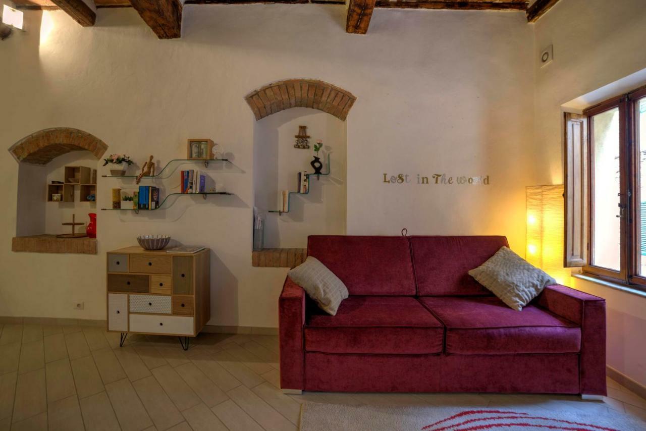 Cozy Apartment In The Heart Of シエーナ エクステリア 写真